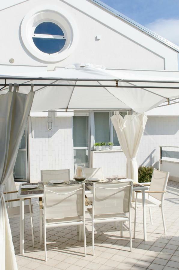 Dante 124 | Appartamenti A Riccione Exterior photo